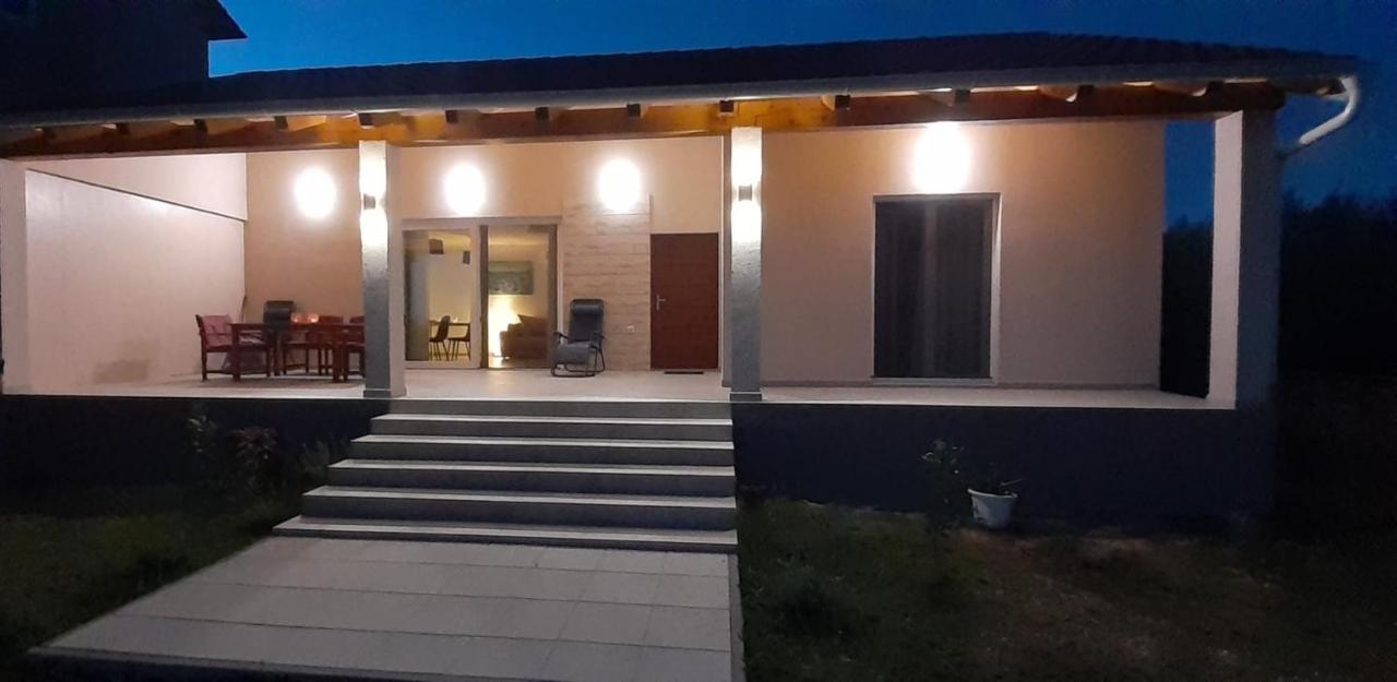 Cvita & Gabi - Kuca Za Odmor Privlaka  Kültér fotó